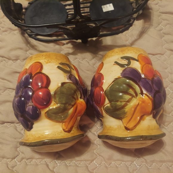 International Tuscany Pamela Gladding Salt and Pepper Shakers with metal Stand - Picture 3 of 12